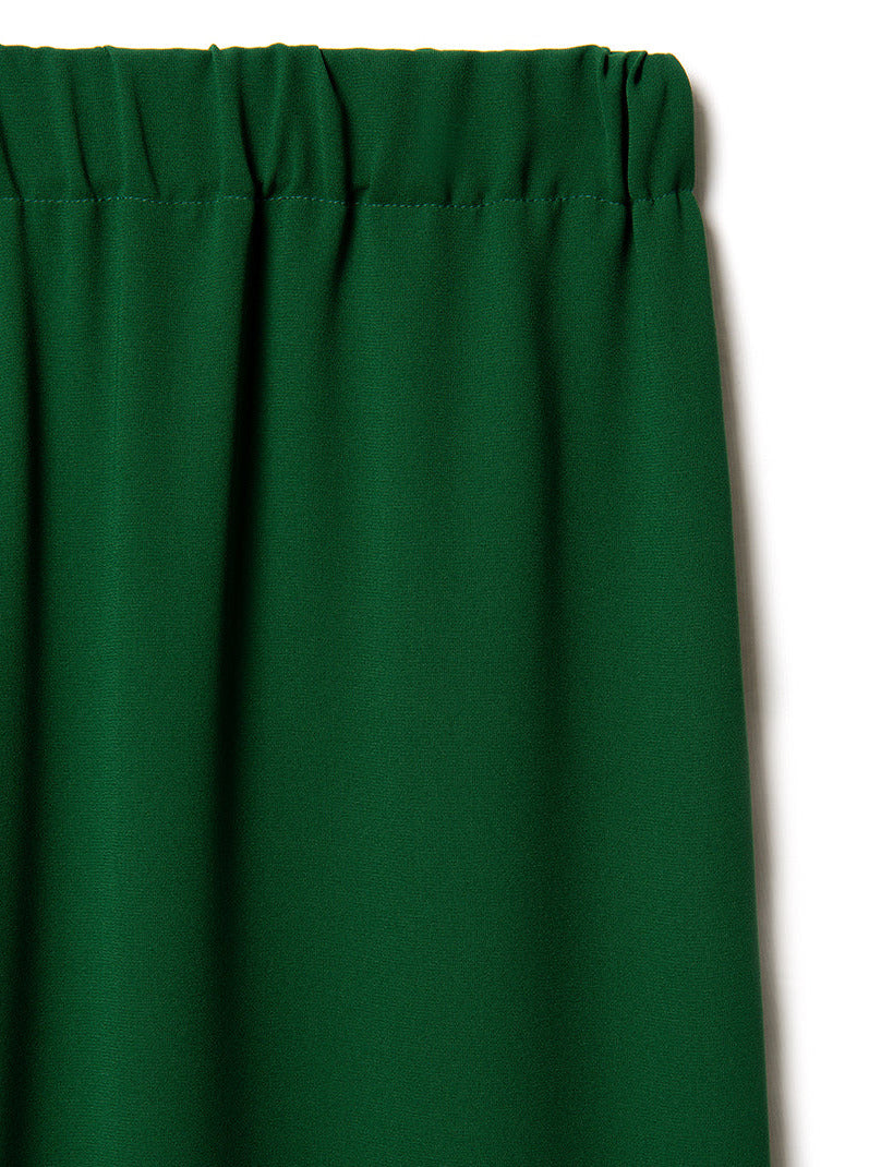 silk trousers in green